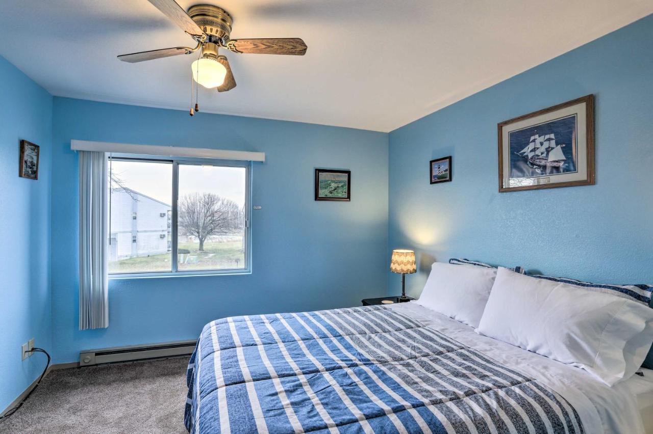 Condo With Balcony, Dock And Access To Lake Erie Sand Beach Экстерьер фото