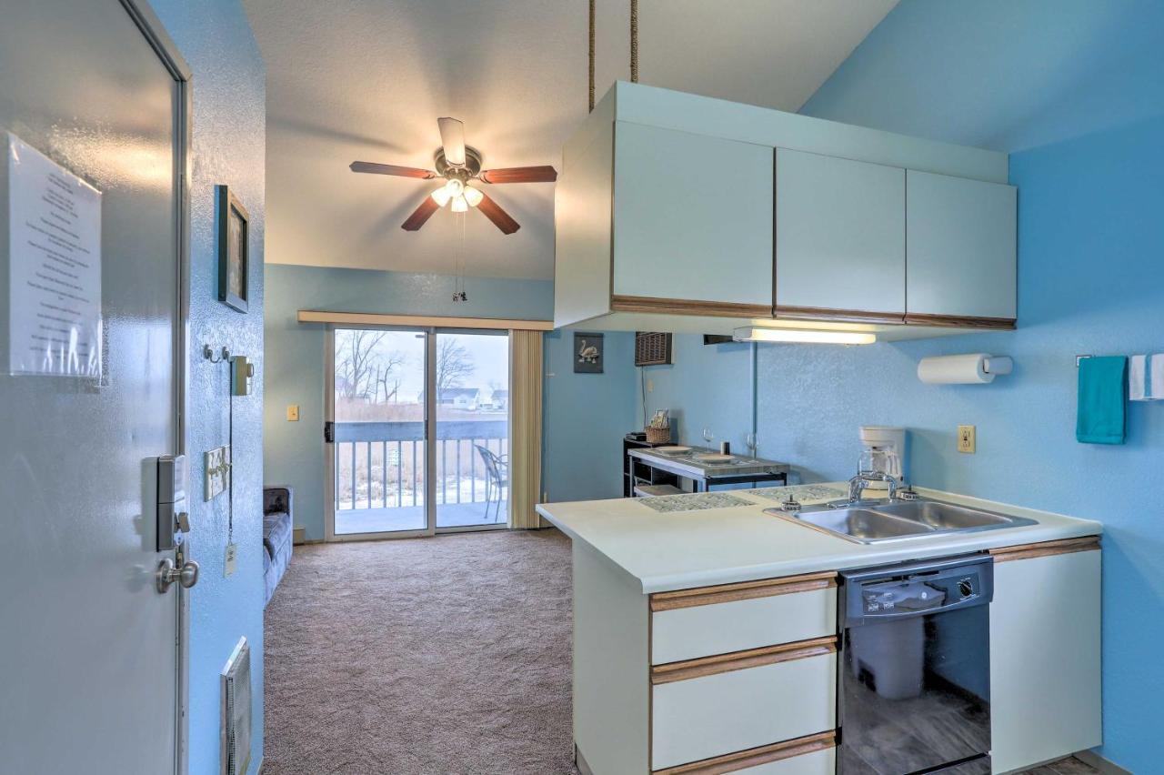 Condo With Balcony, Dock And Access To Lake Erie Sand Beach Экстерьер фото