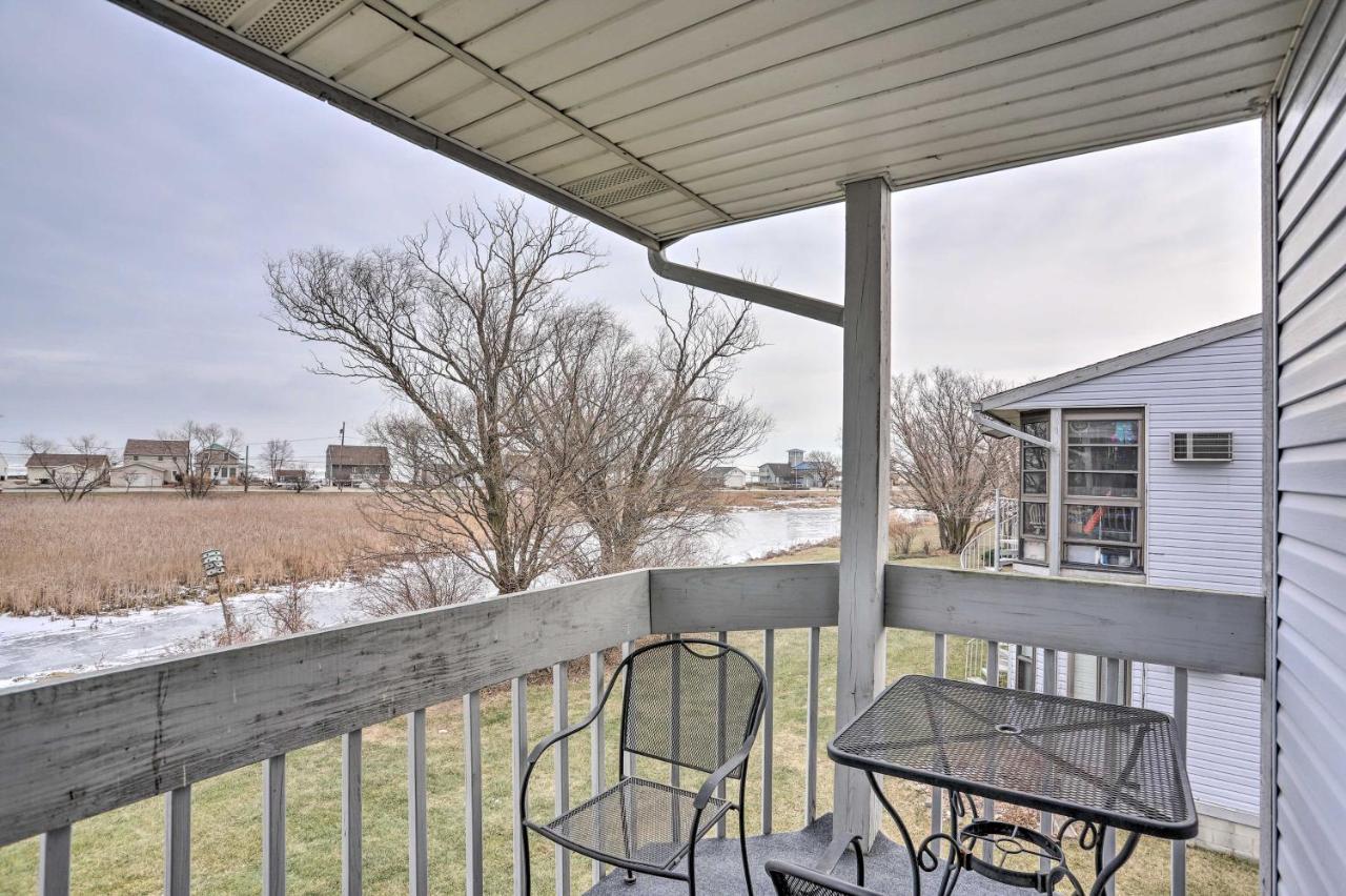 Condo With Balcony, Dock And Access To Lake Erie Sand Beach Экстерьер фото